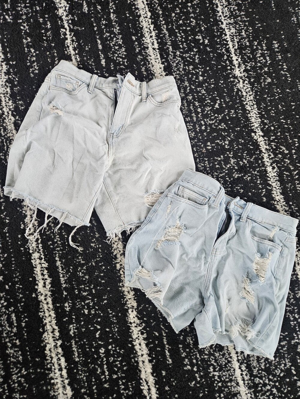 SO 3 26 Light Blue Distressed Denim Women's Shorts High Rise Boyfriend Mom Jean